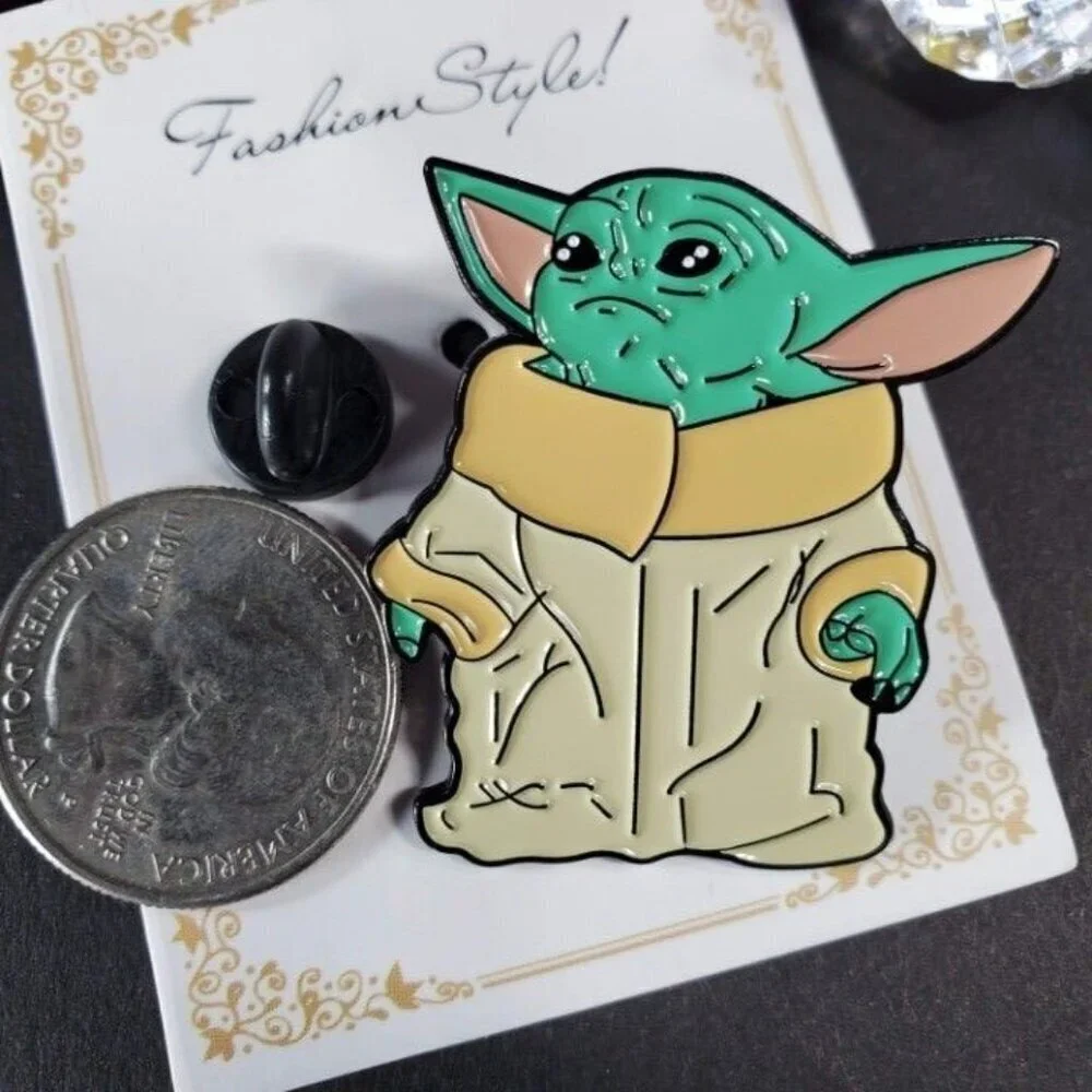GroGu Lapel Pin Coat Mandalorian Star Wars Badge Brooch Accessories Jewelry Pin